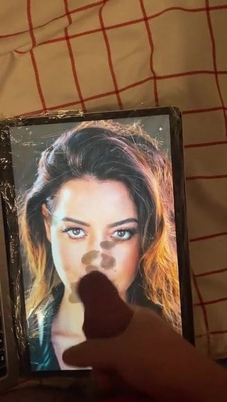 Aubrey plaza cum homenaje #1