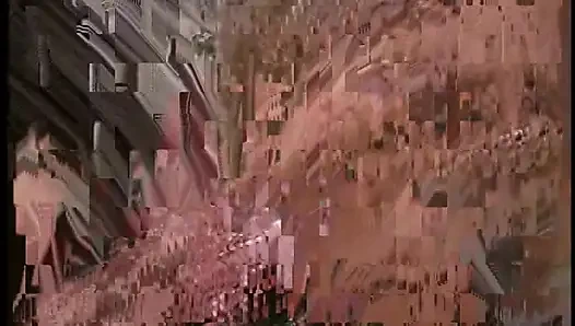 Пожилой лысый мужик обожает трахать тугую маленькую анус этой великолепной молодой блондинки