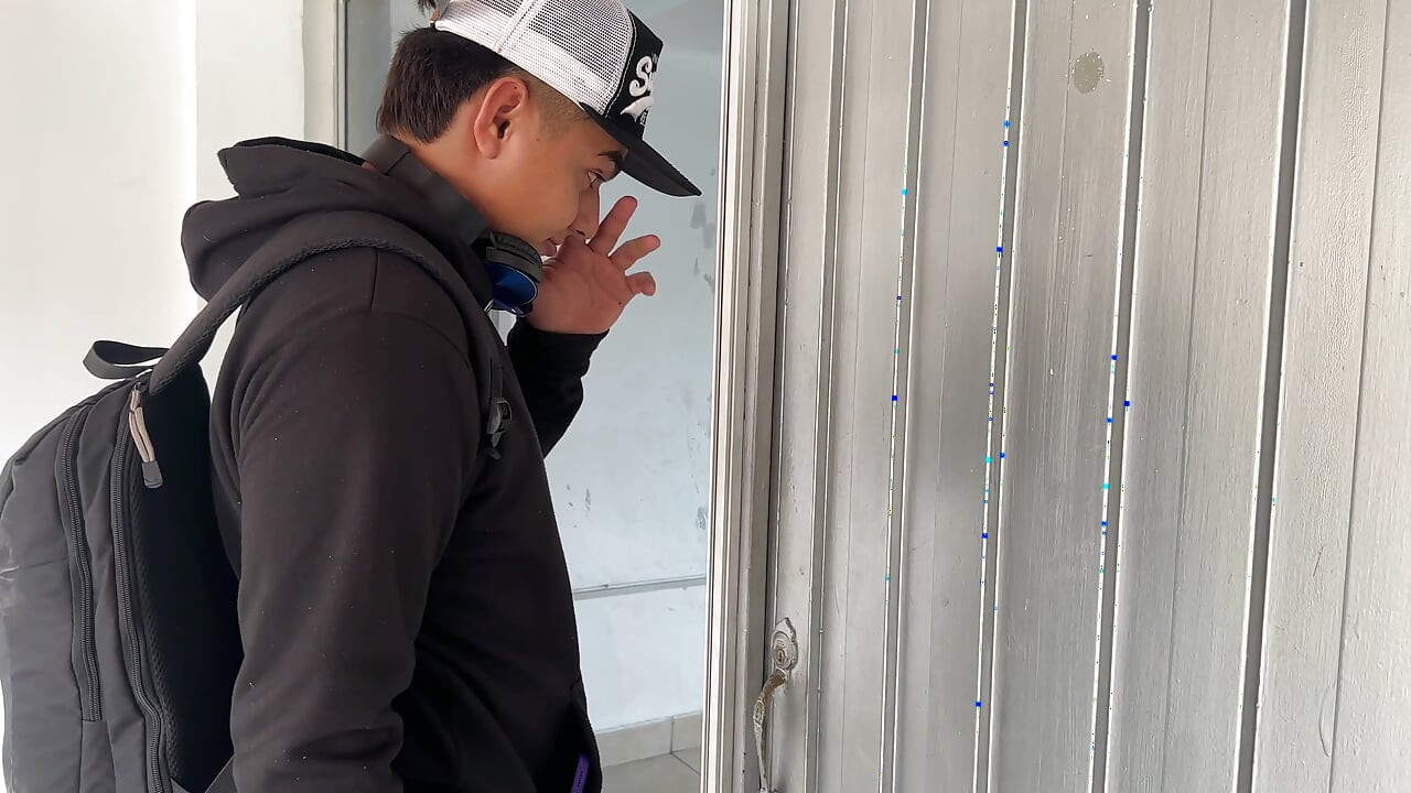 My Stepbrother Arrives From a Trip so as a Welcome Gift I Give Him My Delicious Pussy to Taste.