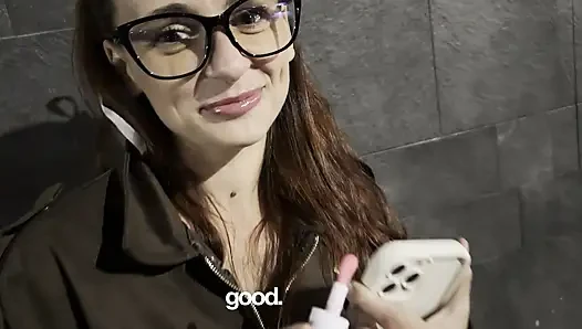She agreed to let me fuck her ass for a new iPhone