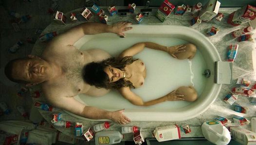 Frankie Shaw - cena de nudez de &#39;smilf&#39; em scandalplanet.com