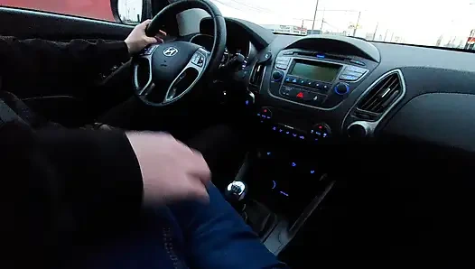 Amateur MILF in jeans and nylon socks gives a taxi driver a footjob