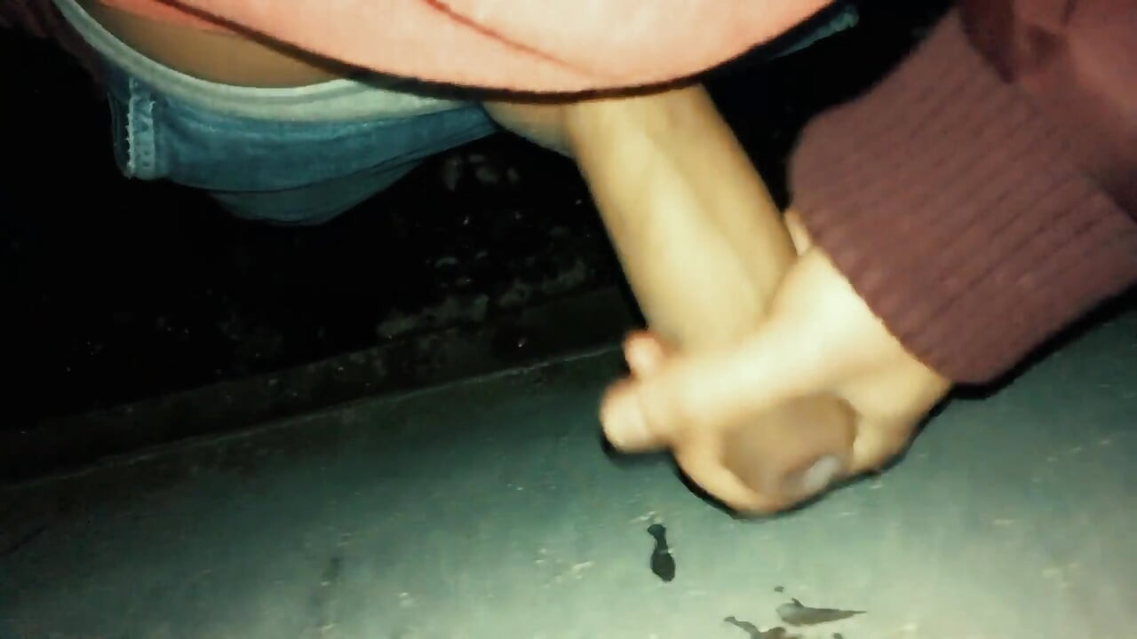 Middle Eastern Twink Fat Cock Car Park Jerk off