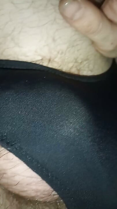 拉尔斯·丹伯格 Leatransteen 重要泳装和嘴里喷射