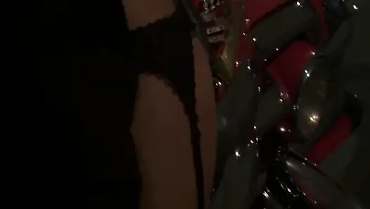 Aksi hot lesbian rambut cokelat dengan tiga adegan 3_beautiful dengan lingerie seksi