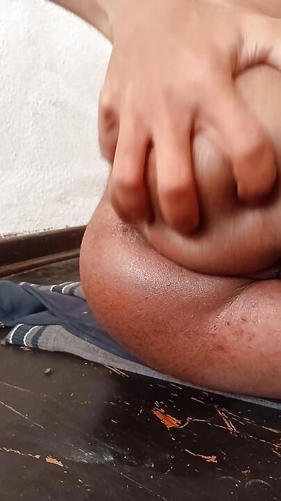 Black ass , shaving my butt holl till smooth