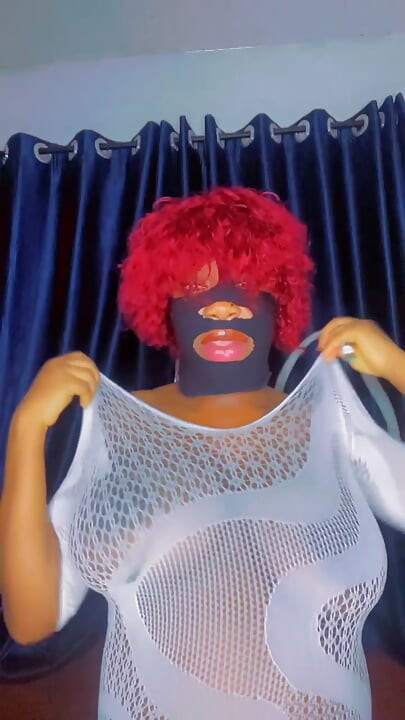 Sexy schwangere dame schreit