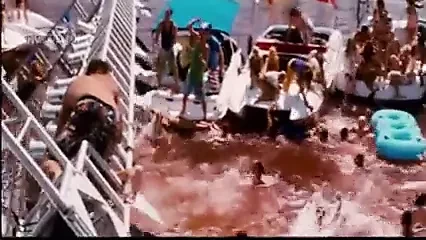 Celeb Kelly Brook nude and wet in Piranha 3D