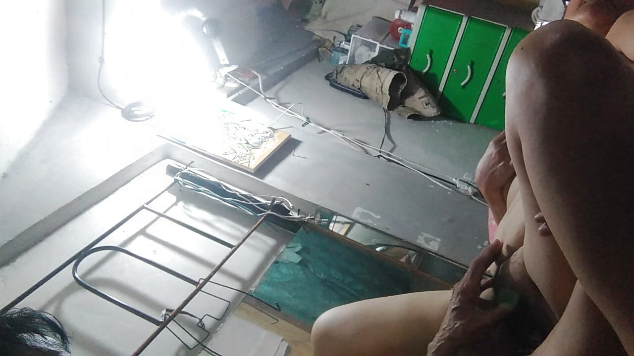 Memek istriku sangat nikmat untukku