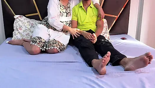 Sali manipuliert, wie sie ihre ehefrau ist und von seinem jija ji desi dorfmädchen hart gefickt