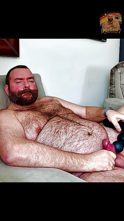 Bear’s self facial cumpilation
