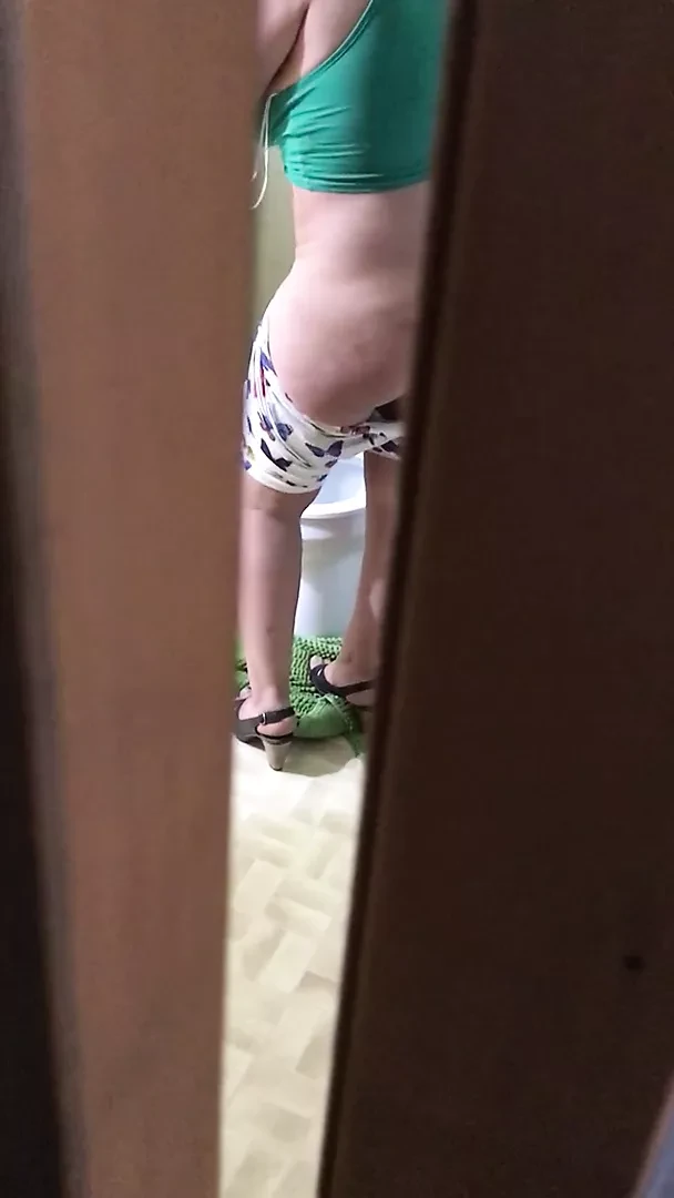 Indian Stepmom Caught Stepson Peeping