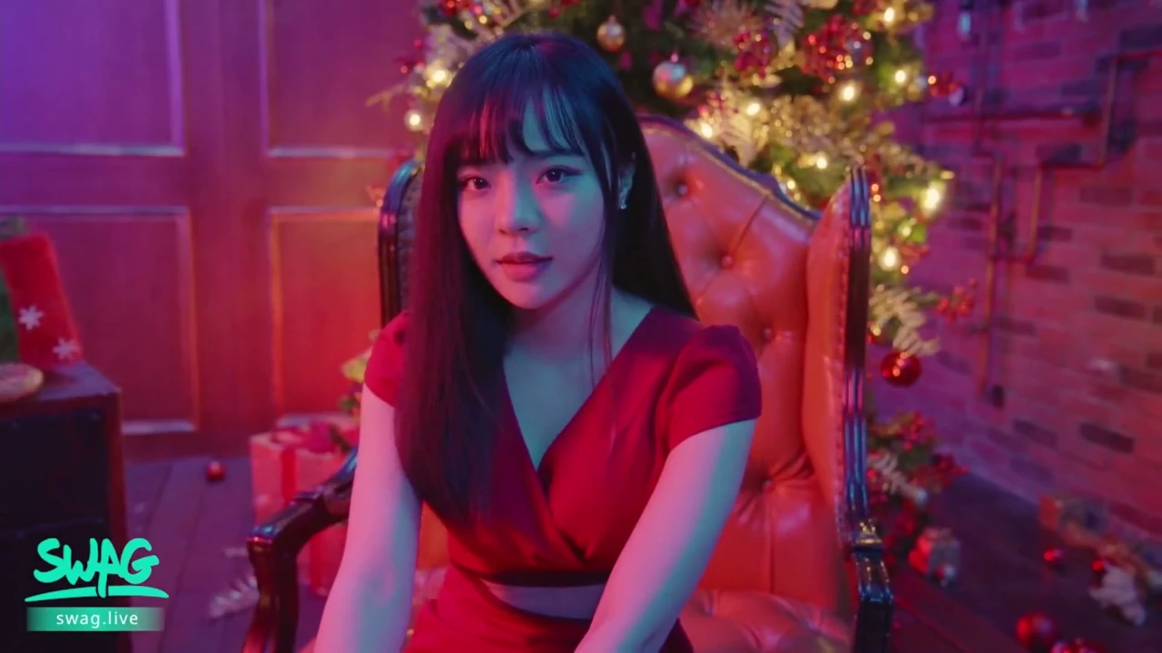 Sexy Asian Girl Solo Show