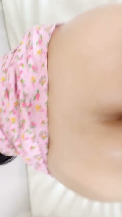 可愛女傭聽到鈴聲時慾火焚身 | 短片 2