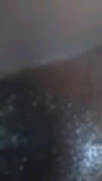 "Böylece amcığımın götüne salatalık sokuyorum, amcığıma toprak koyuyorum ve onu her gece yalnız bıraktım" den önemli an