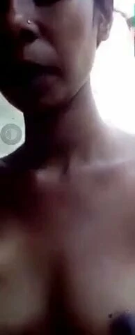 Desi Arti showing
