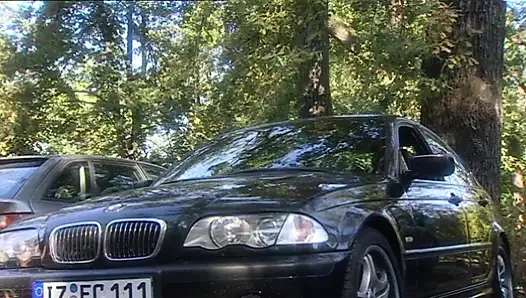 Блондинка Сердцеедка Соблазняет Ебарей В Диком Трахе На Диване