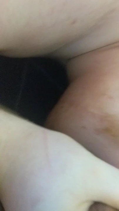Cute 19 Year Old Chub Slurps my Taint (Blooper)