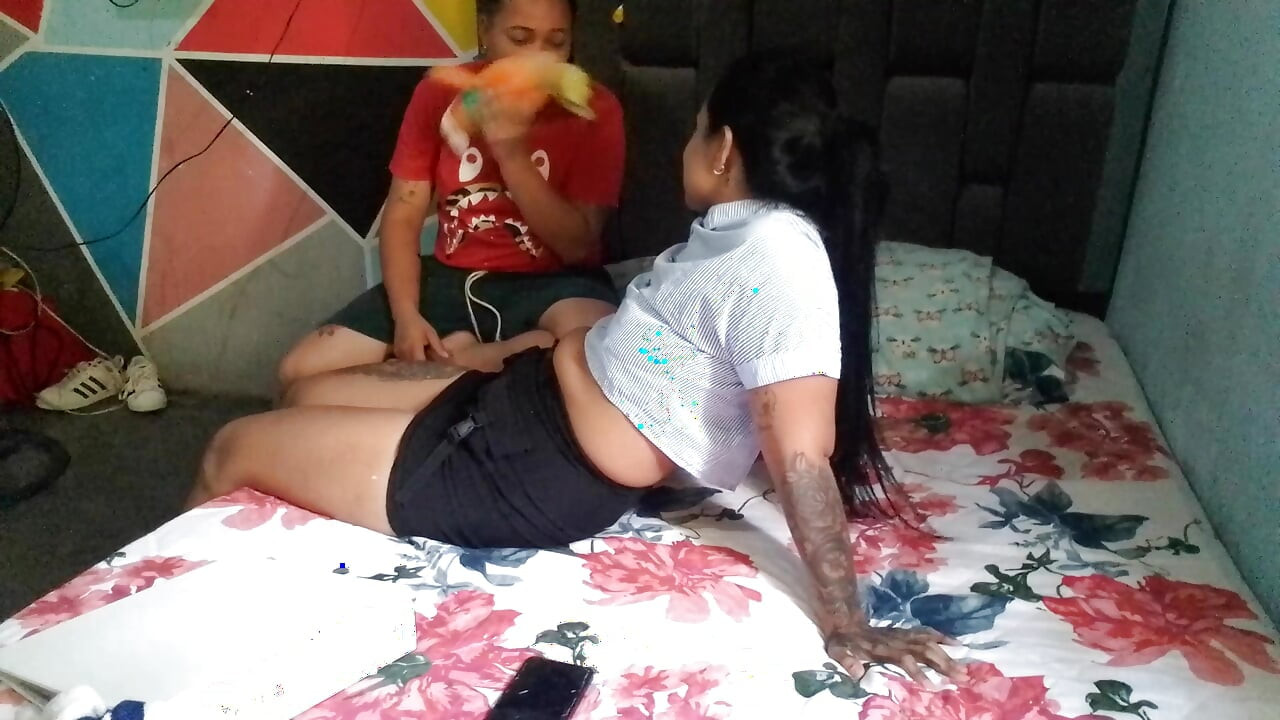 Stresi serbest bırakmak için lezzetli bir masaj ve sonra