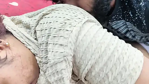 Ciuman pantat dan romansa pantat panas