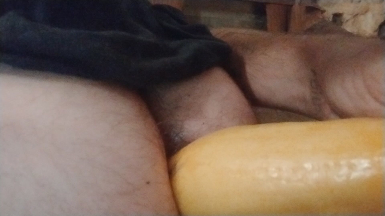 Stretch that ass slut