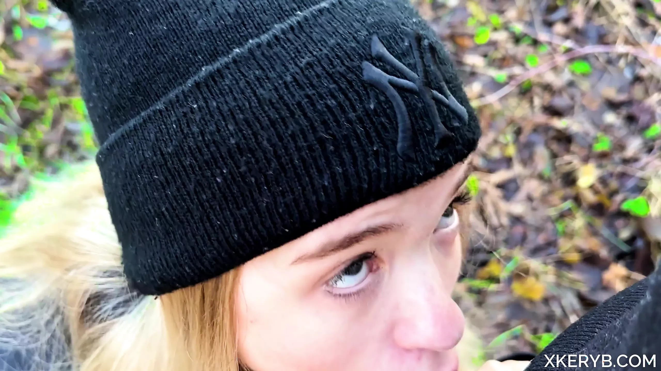 WANT TO WATCH ME GIVE A PUBLIC BLOWJOB TO MY STEPBROTHER IN THE WOODS? 4K 60FPS