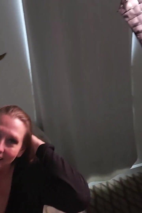 AuntJudysXXX - Busty Mature Amateur Autumn Makes Homemade Porn with the Delivery Guy