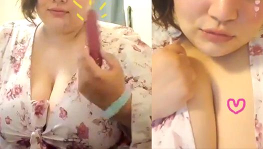 amateur bbw forgets to charge vibrator