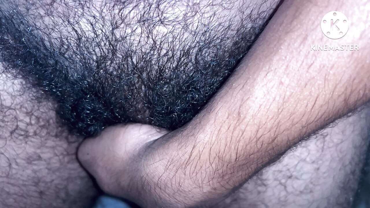 hot indian desi bhabhi showing hairy pussy desi bhabhi hairy sexy video full hot