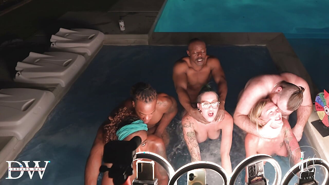 Hot Tub Live Interracial Orgy