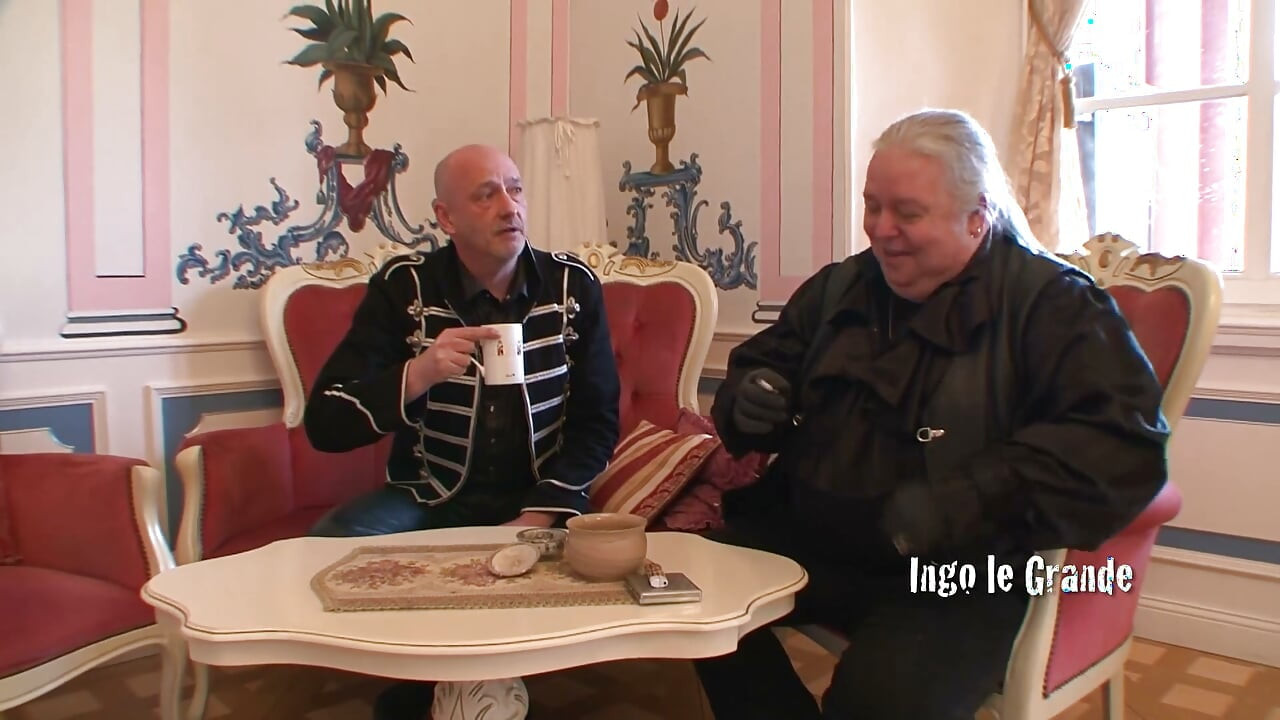 Niemiecka bdsm -milf jako niewolnik