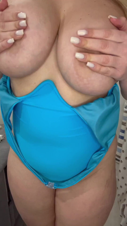 enjoy my wet pussy | Clip 1