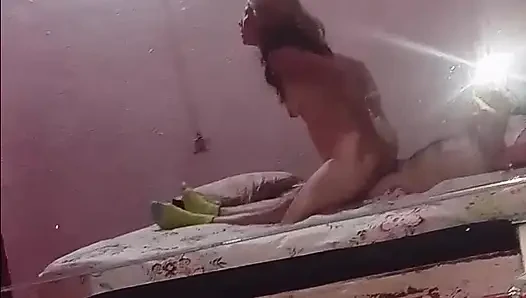 Motelde Büyük Poposu Olan Zengin Sıkı Popo