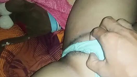 Melecehkan ibu mertua di kamarnya video0305.mp4