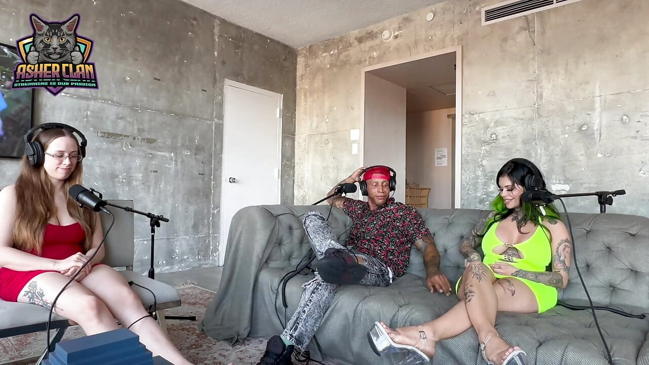 Milfcandy Podcast avec Xwifekaren et Jackie Hoff, les MILF et Trucifer Podcast Asherclantv