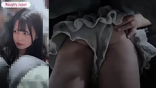Pure Center Idol Falls. Cewek sange ini lagi asik muasin memeknya pakai mainan seks favoritnya
