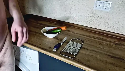 Aku ingin kau membuat salad dari wortel aku menyetubuhi pantatmu dengan.