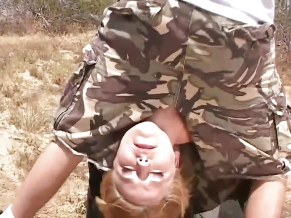 Quente sexy peituda menina gosta de um grande pau gordo