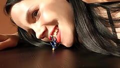 Giantess Anna plays with a new victim