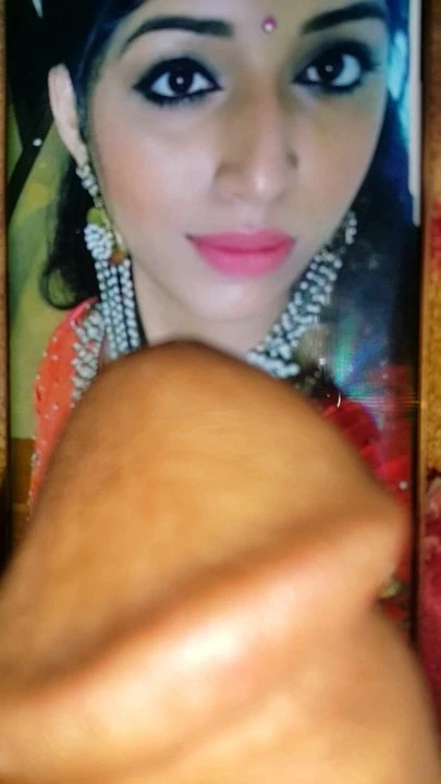 Kavya Suresh cumtributes hot