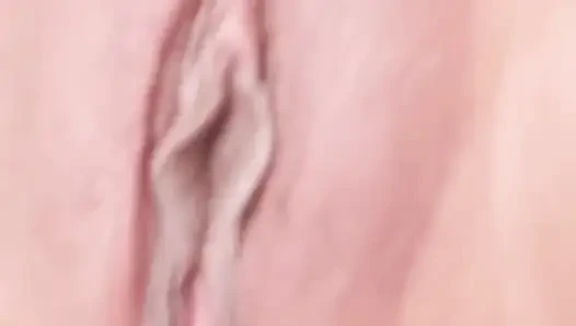 Beuge meine tanzende feuchte muschi