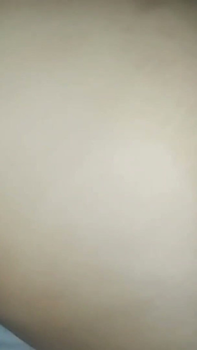 Ik liet me neuken door mijn stiefzoon omdat ik van hem hou. | Clip 1