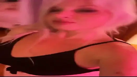 704088638501167105.mp4