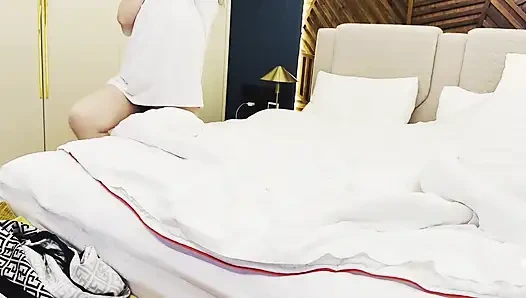 Pavs Suddenly Explodes - No Peace in the Bedroom