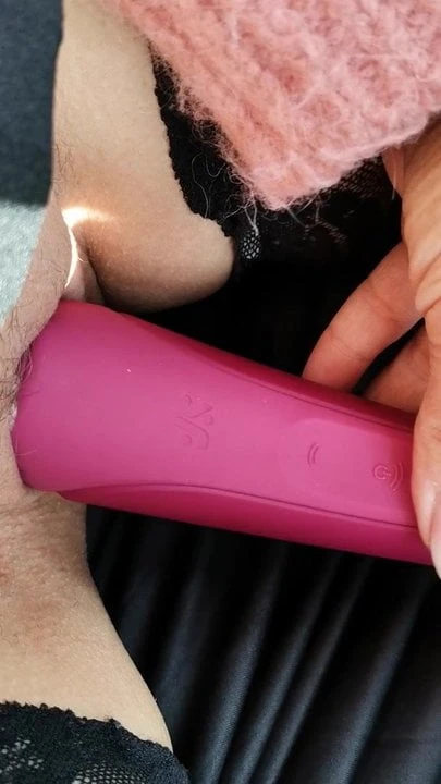 cum in car park
