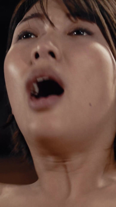 Asiática dominadora de vampiros - Kyoko Mind Control sex