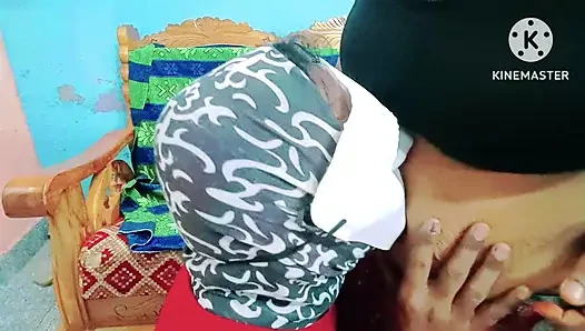 Neighbour Aunty's hot navel suck with honey by desi boy - tamil dirty talk with loud moaning