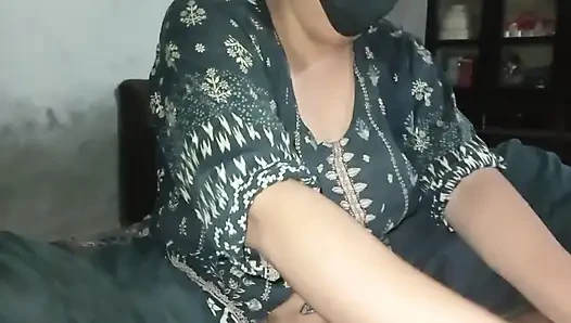 Hot boy and desi bhabhi new viral video xxx bhabhi ki chodai handjob video xxx full hot sex