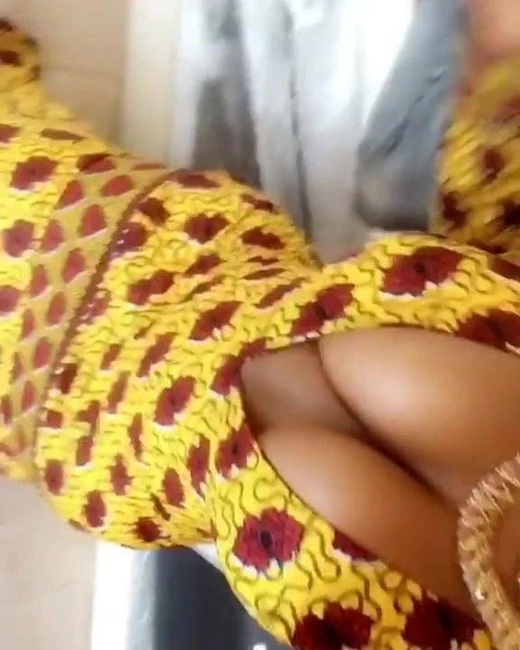 Boobs Flashing