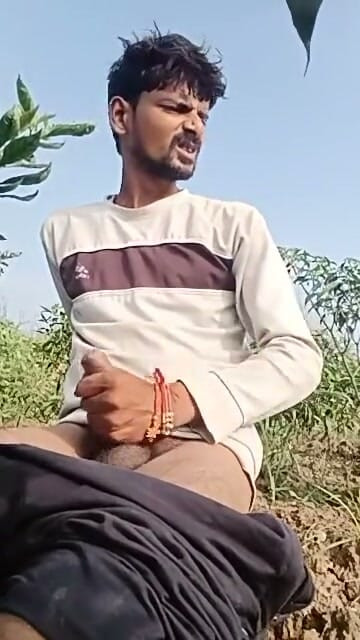 Hit the mouth in the chilli field | Clip 1